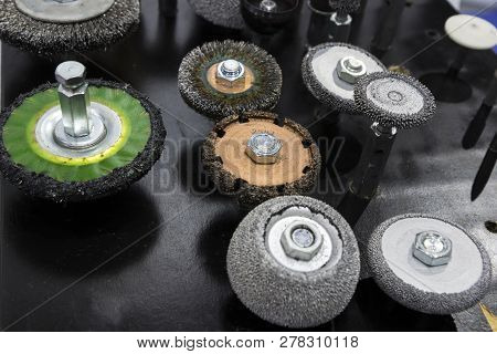 Deburring Tool For Mold Repairing ; Close Up