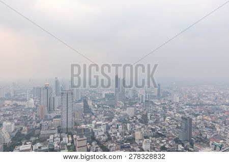Bangkok, Thailand - January 14, 2019: Air Pollution In Bangkok With Pm2.5 Air-quality Index (aqi) Re
