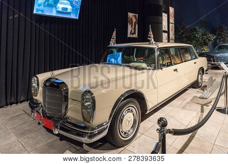 Amman, Jordan, December 07, 2018 : Mercedes-benz 600 Lwb Pullman 1975 At The Exhibition In The King 