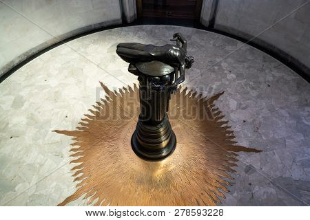 23rd December 2018, Sydney Australia: Interior Of Anzac War Memorial In Sydney With Sacrifice Bronze