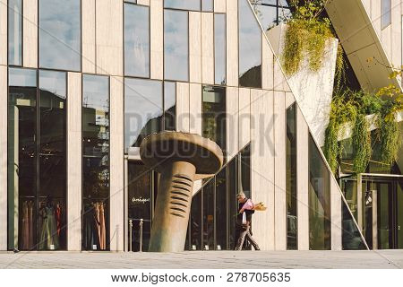 October 27, 2018. Germany, D Sseldorf. North Rhine. Building Complex, Known As K -bogen City Center,