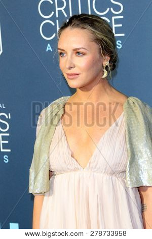 LOS ANGELES - JAN 13:  Annie Maude Starke at the Critics Choice Awards  at the Barker Hanger on January 13, 2019 in Santa Monica, CA