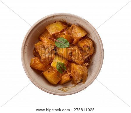 Sitaphal Ki Subzi, Indian Cooking Delicios And Healhy Recipe Made With Potatoes And Pumpkin