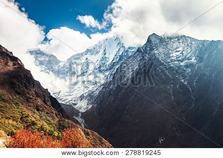 Mountain Gorge In Himalayas, Nepal. View Of Mount Thamserku From Tengboche. Everest Base Camp Trek