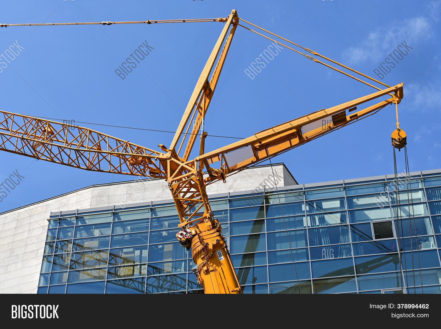 High Crane Image & Photo (Free Trial) Bigstock