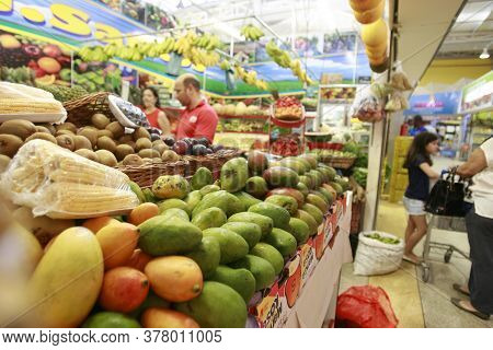 Salvador, Bahia / Brazil - December 4, 2014: Customers Are Seen Shopping In A Supermarket In The Nei