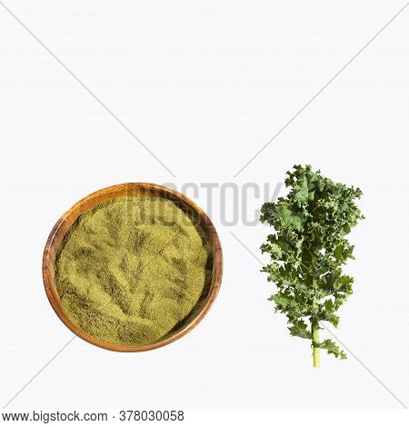 Brassica Oleracea Var. - Kale Leaves And Powder