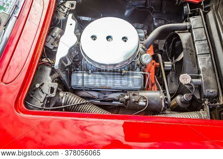 Jesup, Ga - March 17, 2018: Close Up View Of A 1960 Chevrolet Corvette At The Jesup 2018 St. Patrick