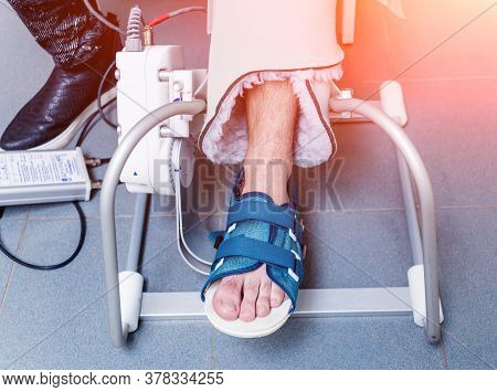 Patient On Cpm Machines, Continuous Passive Range Of Motion.