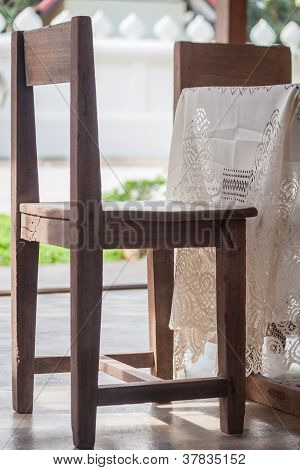 Sedia di legno