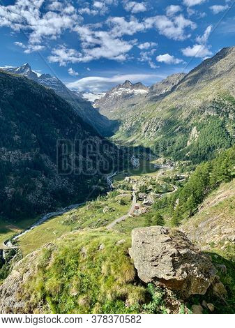 Alpine Valley of Pont Valsavarenche. Gran Paradiso National Park, Valle di Aosta, Italy, Europe.