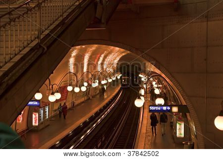 Metro Paris