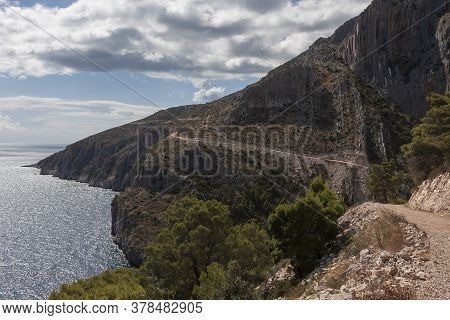 Nice View Of The Coastline With Sea And Sky On The Island Of Hvar In The Ivan Dolac Area.