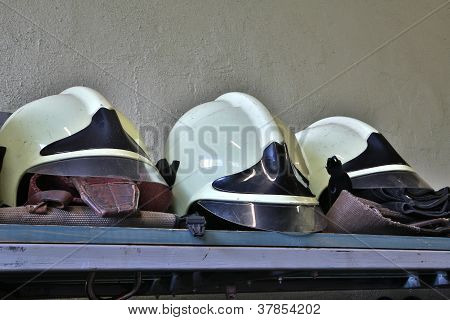 Fogo branco FIGTERS STILON Helms tem leme exclusivo