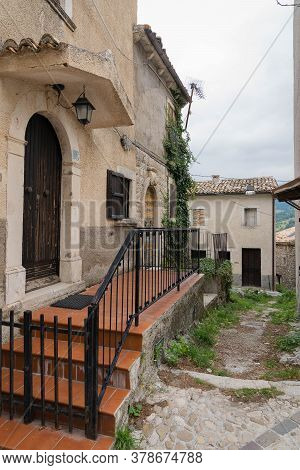 Streets Of Medieval Borgo Roccacaramanica In Abruzzo, Italy