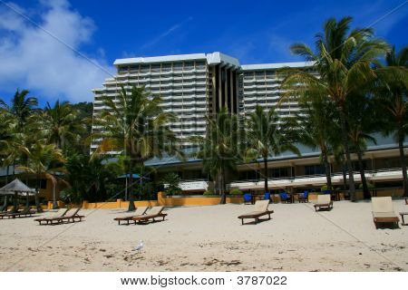 Hamilton Island Beach