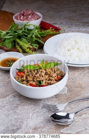 Stir-fried Minced Pork And Basil With Rice , Thai Famous Street Food