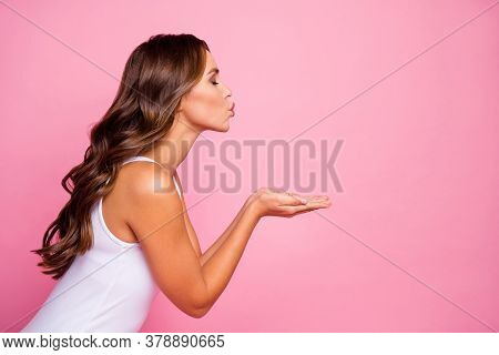Profile Photo Of Pretty Hot Attractive Curly Lady Flirty Mood Send Air Kisses Open Palms Flirting Bo