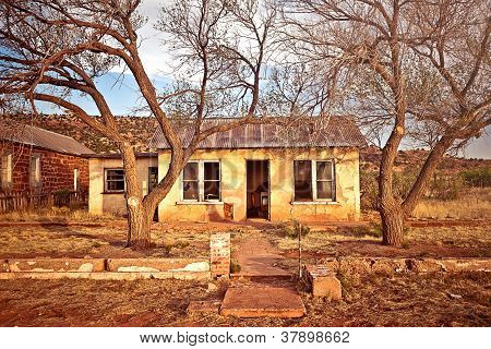 Forladt hus i Cuervo, New Mexico