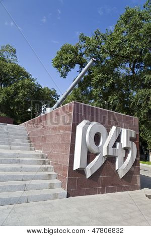 Monument To The 2Nd World War