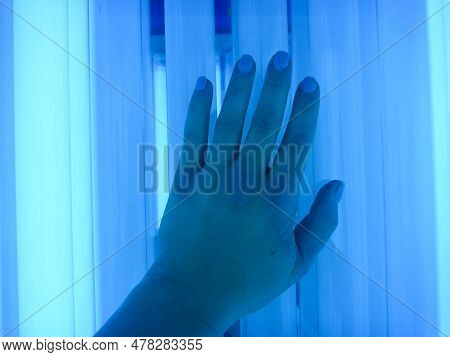 Phototherapy Dermatosis. Treatment Of Skin Diseases - Psoriasis, Ekzemy, Dermatitis, Vitiligo-irradi