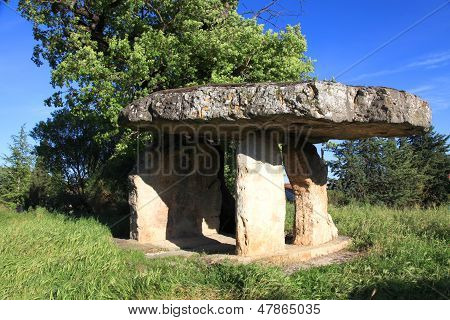 Dolmen, Provence, Francie