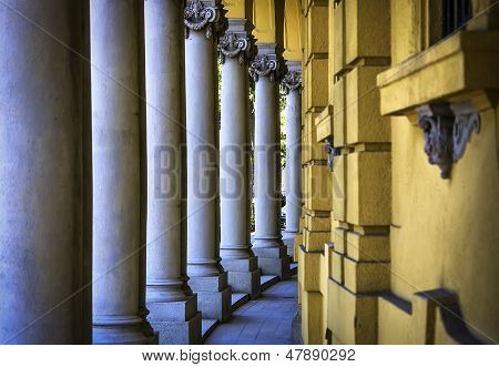 Columniation