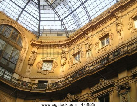 Italien-Mall-Detail