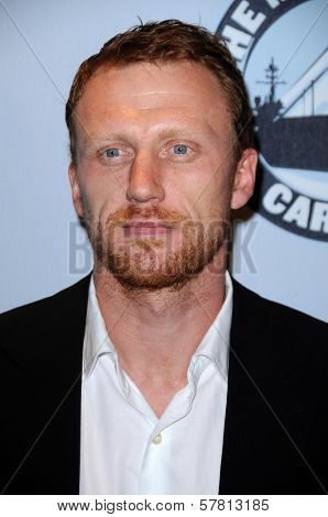 Kevin McKidd at 'One Splendid Evening' to benefit VH1 Save The Music Foundation. Carnival Splendor, Port of Los Angeles, San Pedro, CA. 03-26-09