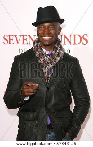 Taye Diggs   at the Los Angeles Premiere of 'Seven Pounds'. Mann Village Theatre, Westwood, CA. 12-16-08