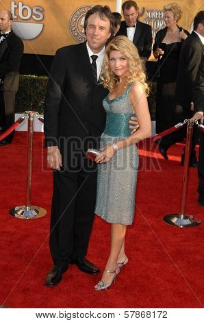 Kevin Nealon and Susan Yeagley  at the 15th Annual Screen Actors Guild Awards. Shrine Auditorium, Los Angeles, CA. 01-25-09