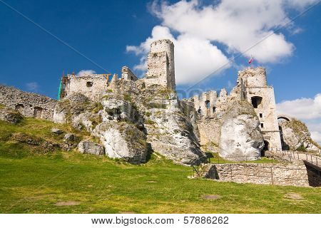 Ogrodzieniec Castle, Poland.