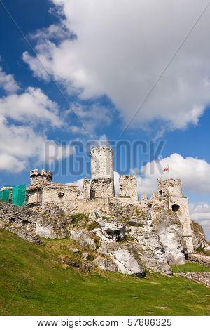 Ogrodzieniec Castle, Poland.