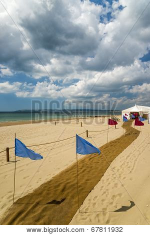 Beach wedding on Bournemouth beaches