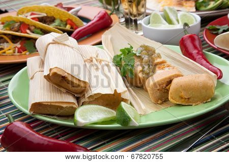 Chicken Tamales With Green Salsa