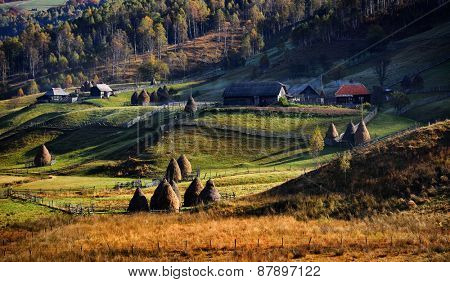 mountain landscape in  autumn morning  - Fundatura Ponorului, Romania
