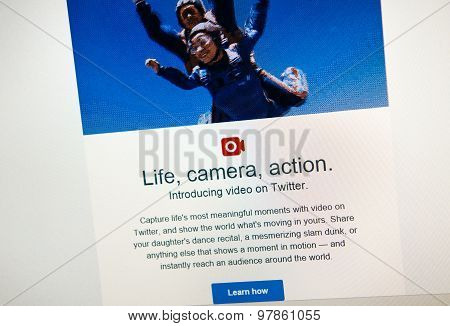 Social Network Twitter Email Newsletter Announcing The Introduction Of Video Posts