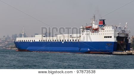 Roro Ship