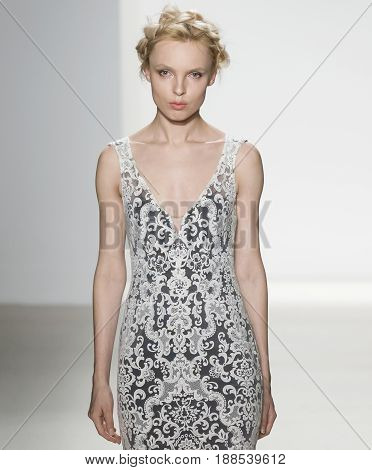 Kelly Faetanini- Spring 2018 Collection - New York Fashion Week Bridal