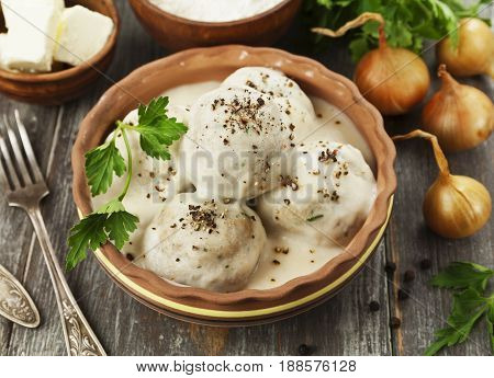 Meatballs In White Sauce