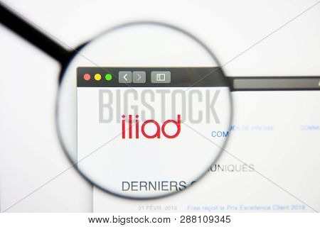 Los Angeles, California, Usa - 5 March 2019: Iliad Website Homepage. Iliad Logo Visible On Display S