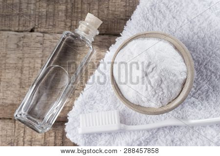 Baking Soda With Brush And Vinegar