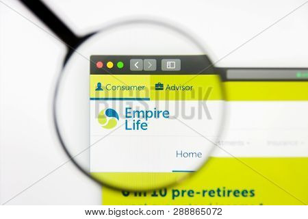 Los Angeles, California, Usa - 10 March 2019: Illustrative Editorial, E-l Financial Website Homepage