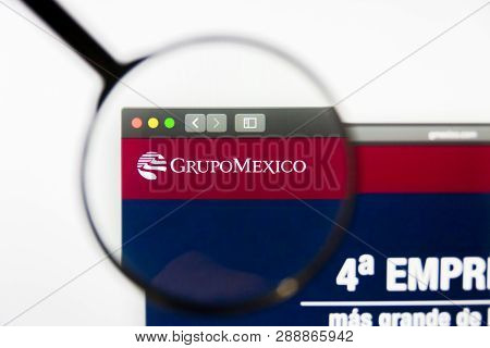 Los Angeles, California, Usa - 10 March 2019: Illustrative Editorial, Grupo Mexico Website Homepage.