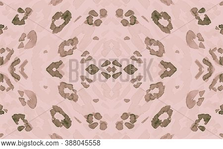 Brown Ocelot Rapport. Pink Trendy Panther Fur Pattern. Graphic Camouflage Material Design. Seamless 