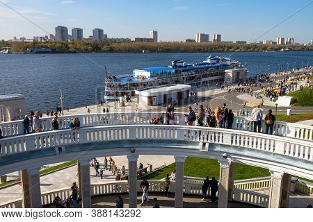 Moscow - Sep 27, 2020: Northern River Terminal (rechnoy Vokzal) And Tourist Ship In Moscow, Russia. 