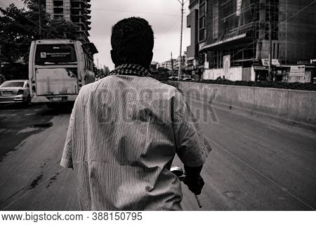Dhaka, Bangladesh- September 30, 2020 : A Hard Working Rickshaw Puller In Dhaka