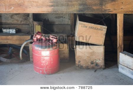 alten Garage liefert