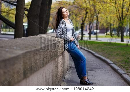 Young Pretty Stylish Smiling Woman Wearing Fashionable Shortened