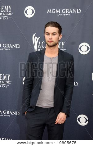 LAS VEGAS - APR 3: Chace Crawford ankommer på Academy of Country Music Awards 2011 på MGM Grand 
